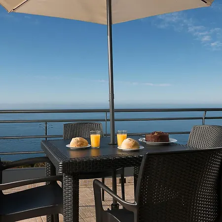 Welcome Home, With A Fantastic View, Sunrise & Sunsets * Estreito Da Calheta