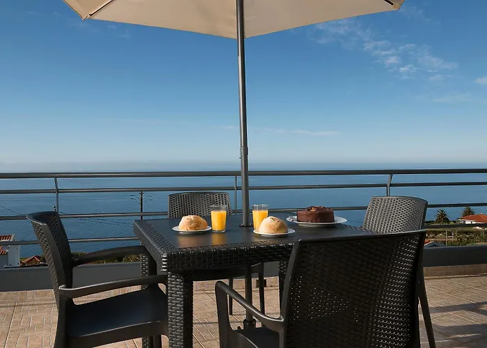 Welcome Home, With A Fantastic View, Sunrise & Sunsets * Estreito Da Calheta